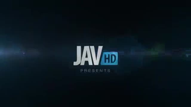 Sesso a tre con doppia penetrazione per una mulatta dalle tette grosse