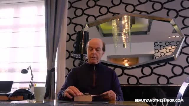  il vecchio si fa succhiare il cazzo