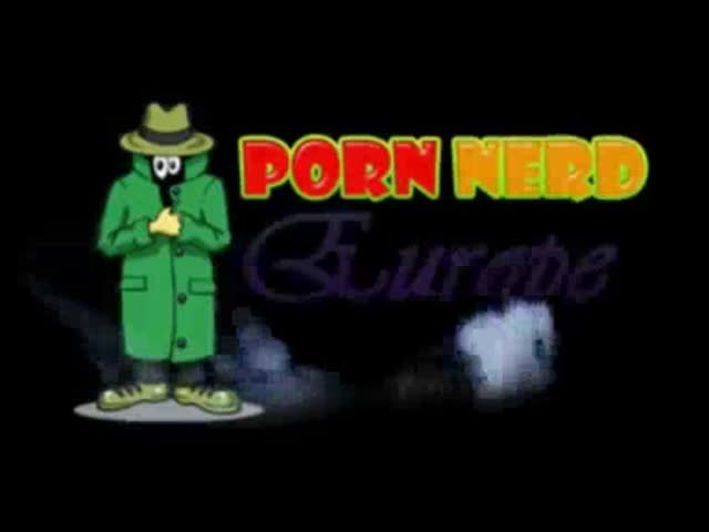 Puttana mora riceve tutto dentro in figa e culo il cazzo grosso