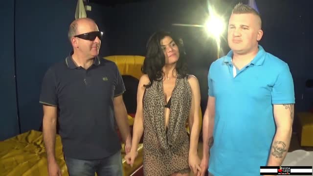 grandissima troia al provino porno