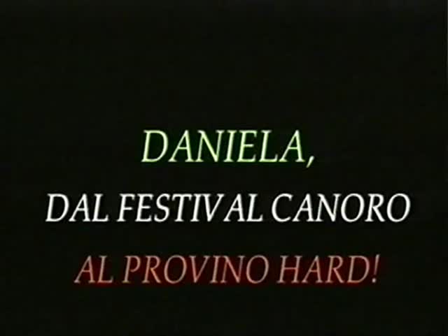 Provino porno di Vicky, una calda milf troia maggiorata e pelosa